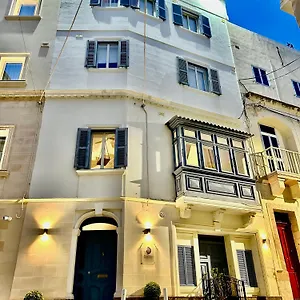 https://nautilus-boutique-townhouse.qawrahotelsmalta.org